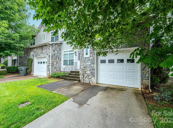 1492 Mulberry Ridge Drive, Newton, NC 28658