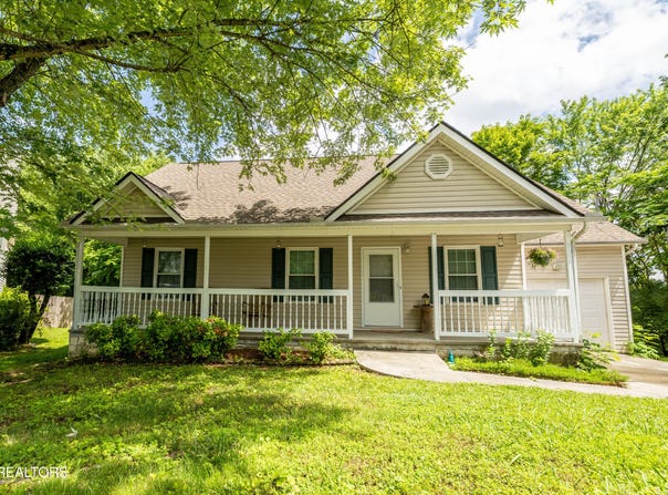 6101 Emerald Hills Lane, Knoxville, TN 37912