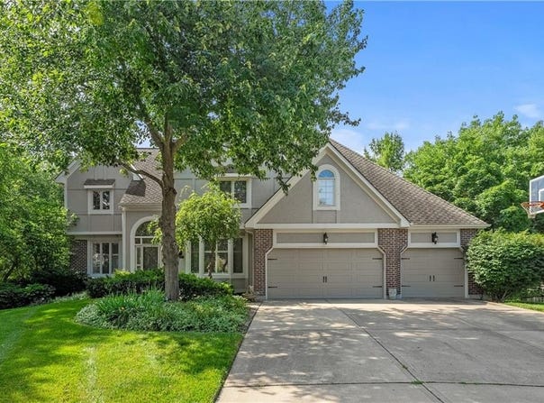 14124 England Street, Overland Park, KS 66221