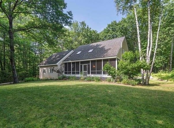 255 Governor Wentworth Highway, Moultonborough, NH 03254