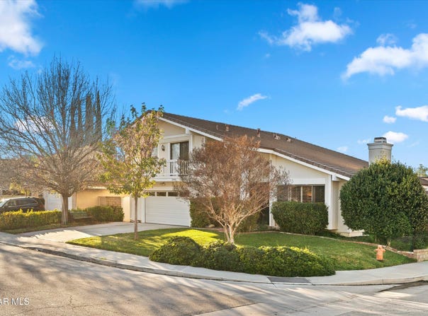 23503 Via Decano, Valencia, CA 91355