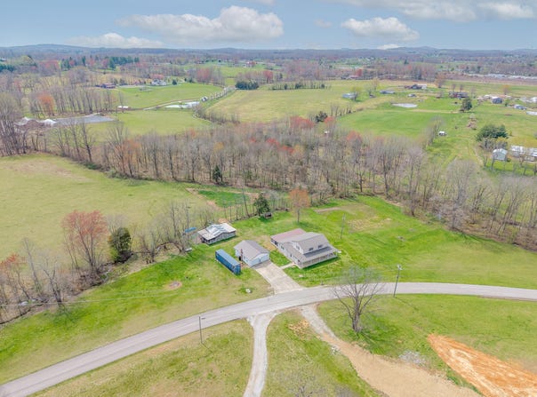 690 Floyd Switch Estesburg Road, Eubank, KY 42567
