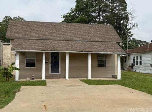 217 SE 3rd, England, AR 72046