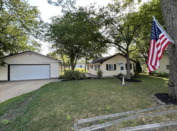 521 Fairview Avenue, Russells Point, OH 43348
