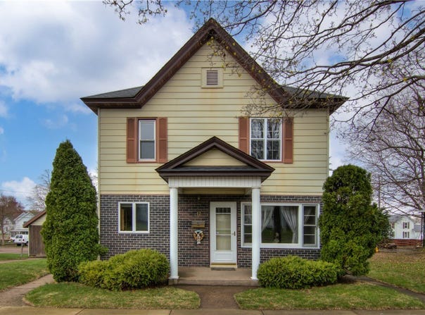 12 N Rural Street, Chippewa Falls, WI 54729