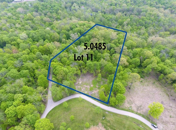 11 Merwin Farms Dr, Pierce Twp, OH 45157