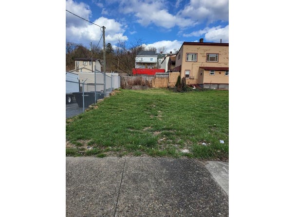 524 Main Street, Wheeling, WV 26003