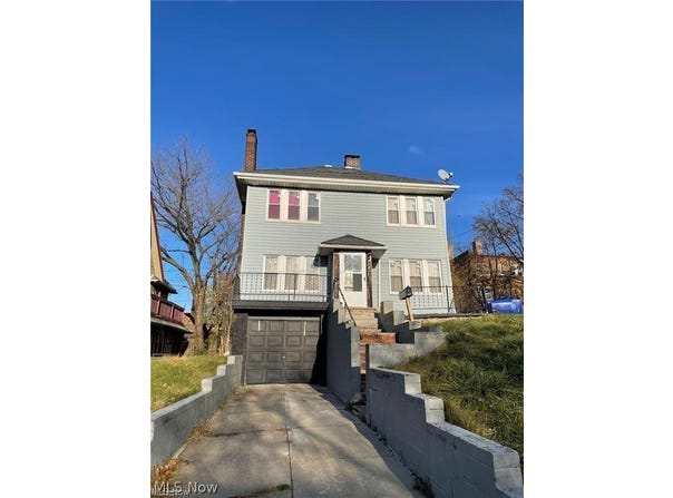 1815 Grantham Road, Cleveland, OH 44112