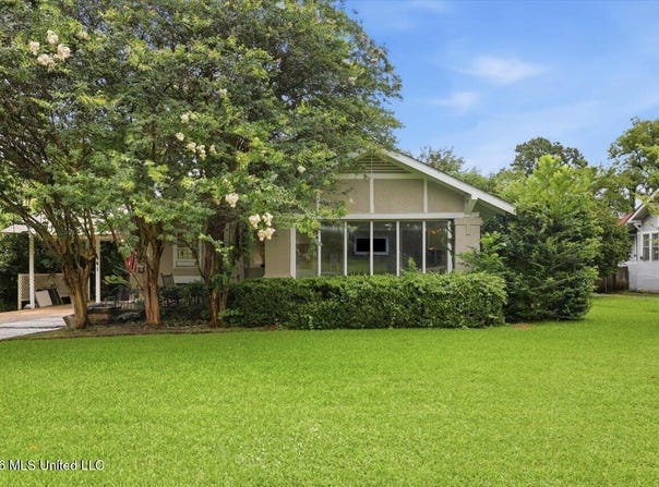 441 E Peace Street, Canton, MS 39046