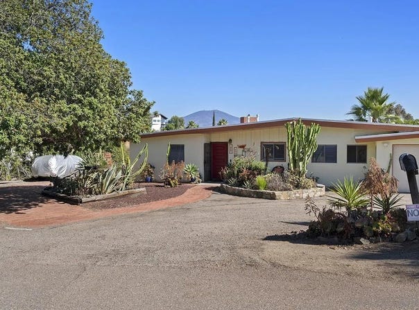 4310 Resmar Rd., La Mesa, CA 91941
