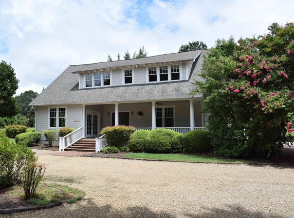 10490 New Cut Road, Campobello, SC 29322