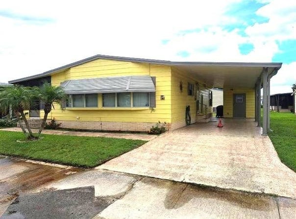 56 Pleasant circle, Plant City, FL 33565