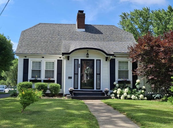 244 W CHESTNUT Street, Canton, IL 61520
