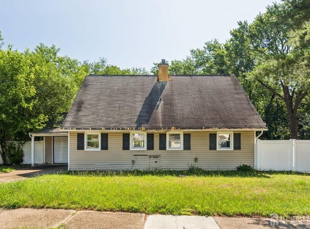 214 Millbrook Drive, Willingboro, NJ 08046