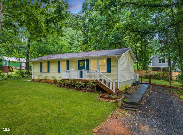 107 Cheshire Drive, Hillsborough, NC 27278