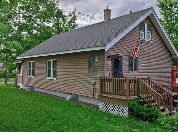 88 Newell St, Pittsfield, MA 01201