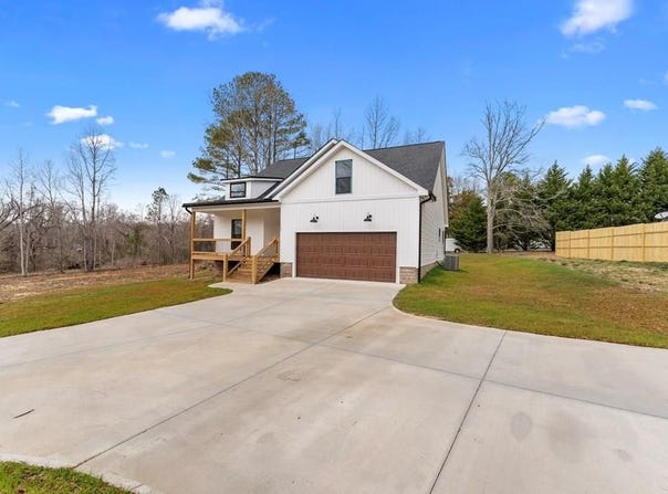 704 Sherwood Avenue, Honea Path, SC 29654