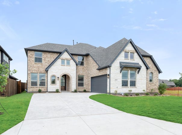 237 Sweetwater Drive, Commerce, TX 75428