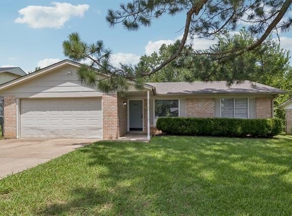 2013 S Bixby Street, Sapulpa, OK 74066