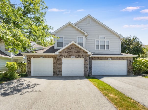 3089 Kentshire Circle, Naperville, IL 60564