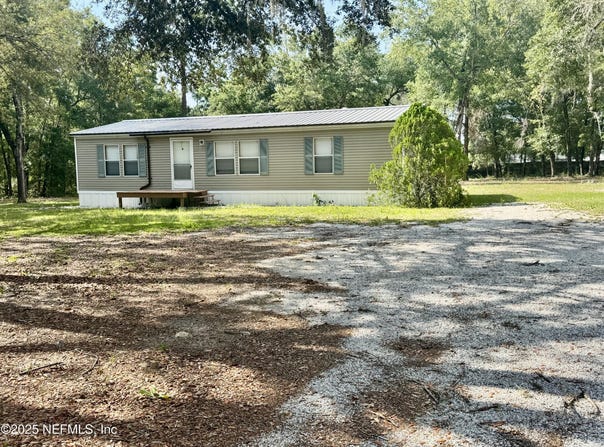 111 64TH Street, Interlachen, FL 32148