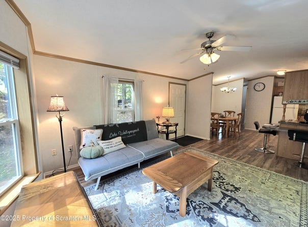 104 S granite Drive, Greentown, PA 18426