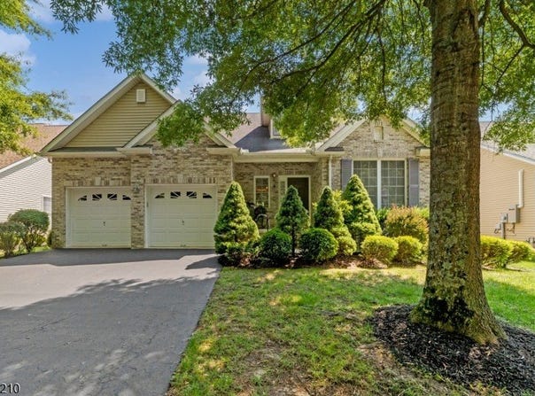 319 Highgate Court, Marlboro Twp., NJ 07746-2449