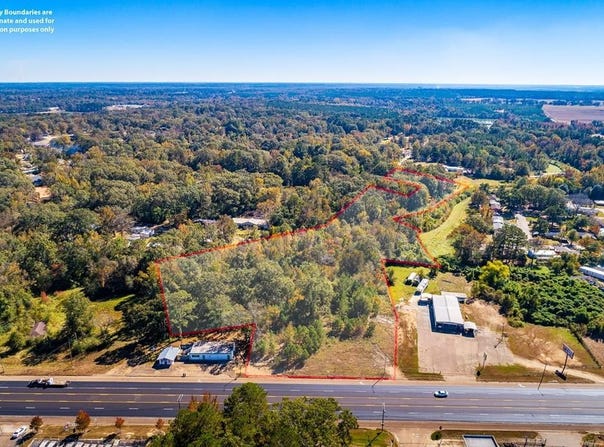615 Presley, McComb, MS 39648