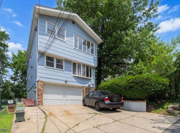 687 Probst Ave, Fairview Boro, NJ 07022-1000