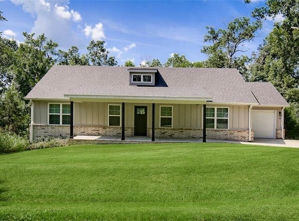 30 Lambourn  DR, Bella Vista, AR 72714