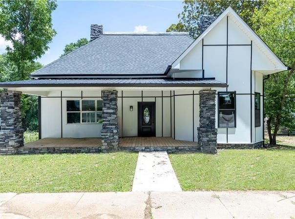 302 1st Street SE, Lafayette, AL 36862