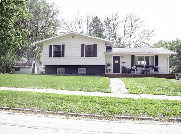 321 Cedar Street S, Lamoni, IA 50140