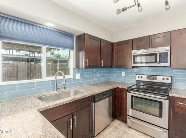 6411 S EL CAMINO Drive, Tempe, AZ 85283