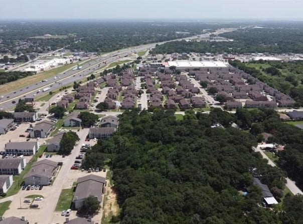 12001 Quail Drive, Balch Springs, TX 75180