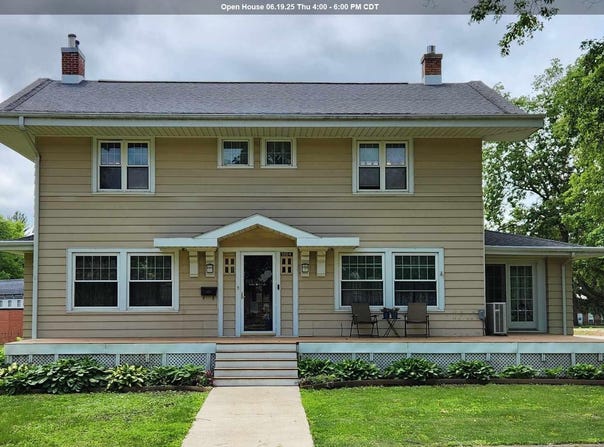 1004 2nd Avenue, Ackley, IA 50601