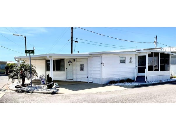72 4TH AVENUE, VENICE, FL 34285