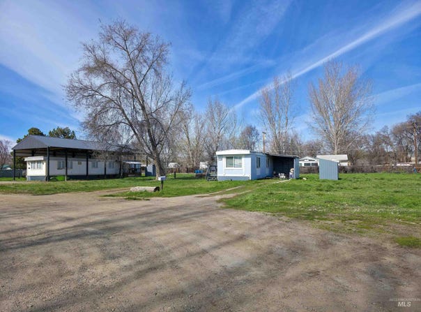 1116 & 1126 E Washington St, Weiser, ID 83672