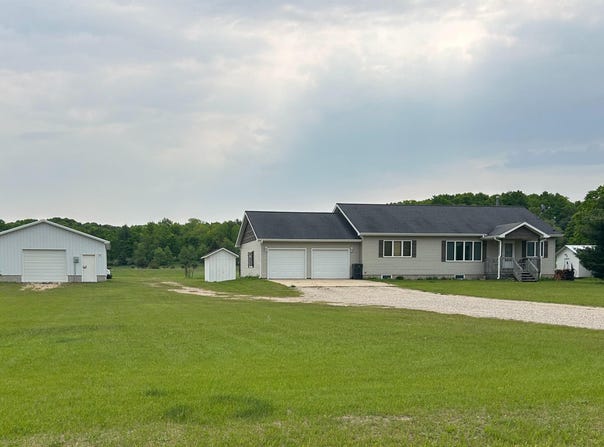 9196 NW Manley Road, Alden, MI 49612
