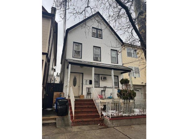 514 Marshall St, Elizabeth City, NJ 07206-2400