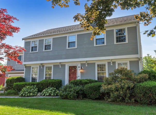 19 Windmill Lane, Hampton, NH 03842