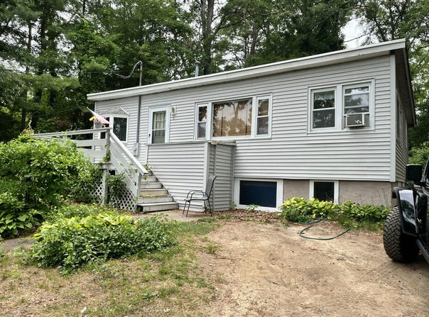 5 Valley Road, Plymouth, MA 02360