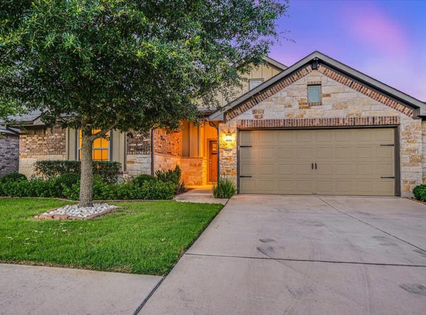 220 Allegrini St, Leander, TX 78641