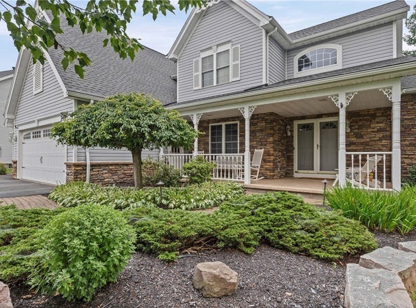 348 Red Spruce Lane, Rochester, NY 14616