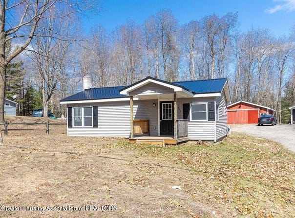 412 N Scott, Farwell, MI 48622