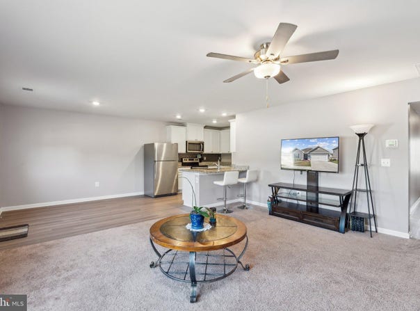 17026 ROLLINS ROAD, BOWLING GREEN, VA 22427