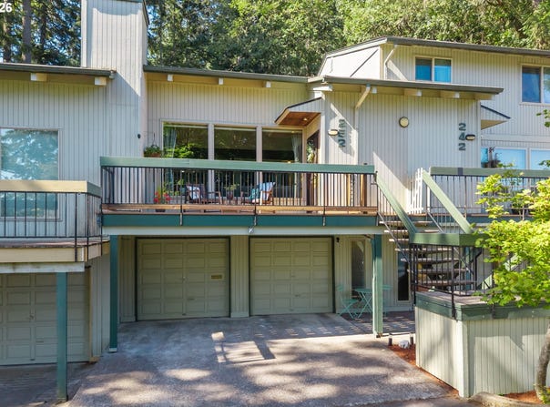 252 FOXTAIL Dr, Eugene, OR 97401