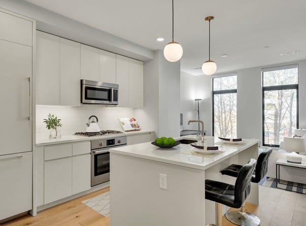 191 Washington Steet 421, Boston, MA 02135