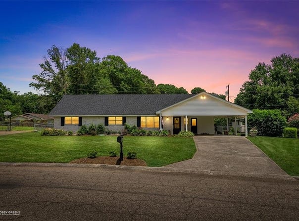 1005 E Todd Circle, Minden, LA 71055
