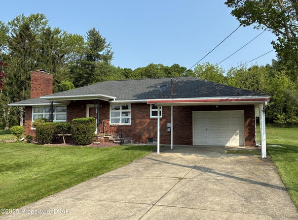 11 E Ridge Street, Shavertown, PA 18708
