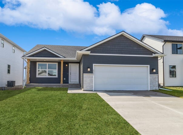 4207 NE 3rd Street, Ankeny, IA 50021